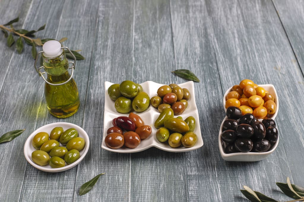 Spanische Oliven online günstig kaufen